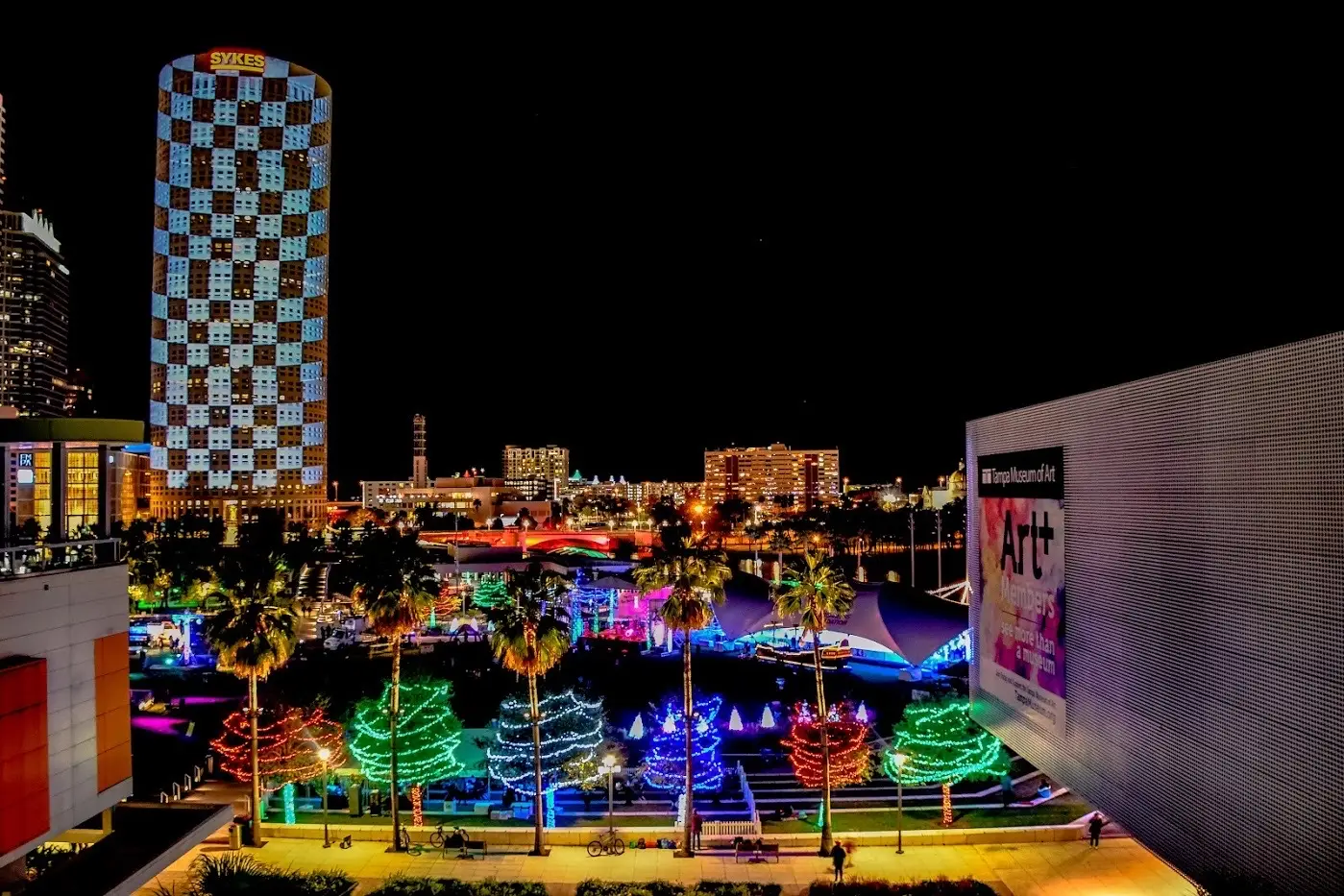 Pixel Rain Digital's 320-foot projection-mapped treasure chest down the side of Tampa's Rivergate Tower for the City of Tampa's New Year's Eve 2019/2020 'New Yarrgh's Eve Booty Drop' celebration