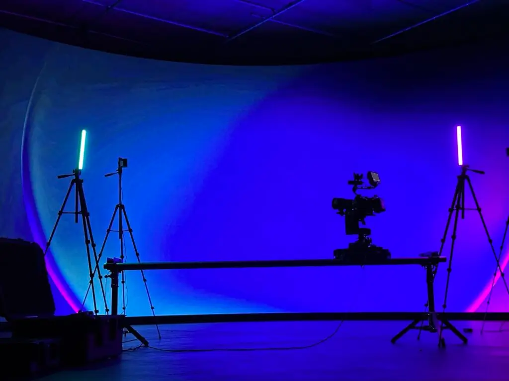 Litewave LED Volume in St. Petersburg with an Emotimo motion-control rig and red lighting — by Pixel Rain Digital